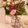 Vase mit Flaschenhals in Gold