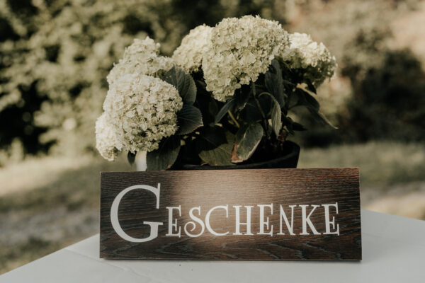 Infoschild - Geschenke