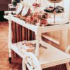Dekoverleih Bad Driburg Hochzeit Heiraten Deko mieten leihen Candy Bar Wagen Teewagen Holz weiß