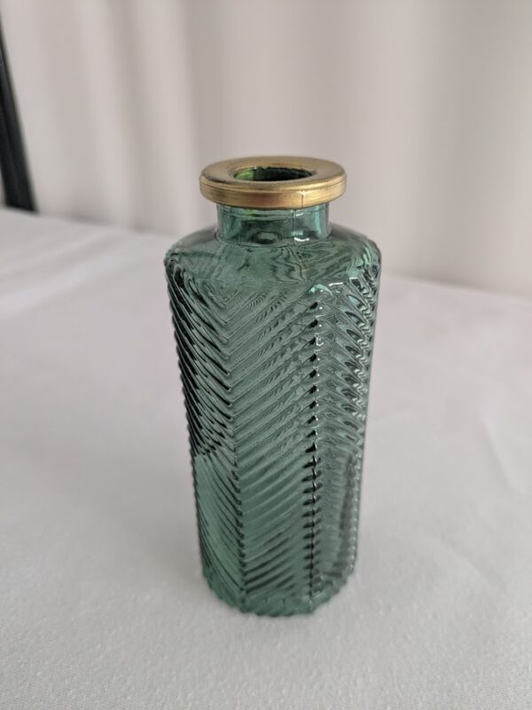 Vase opal grün mit Fischgräte, Flaschenvase 13cm
