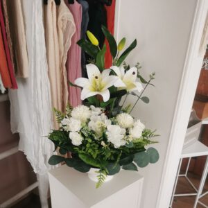 Blumengesteck - Weiß grün Lilie